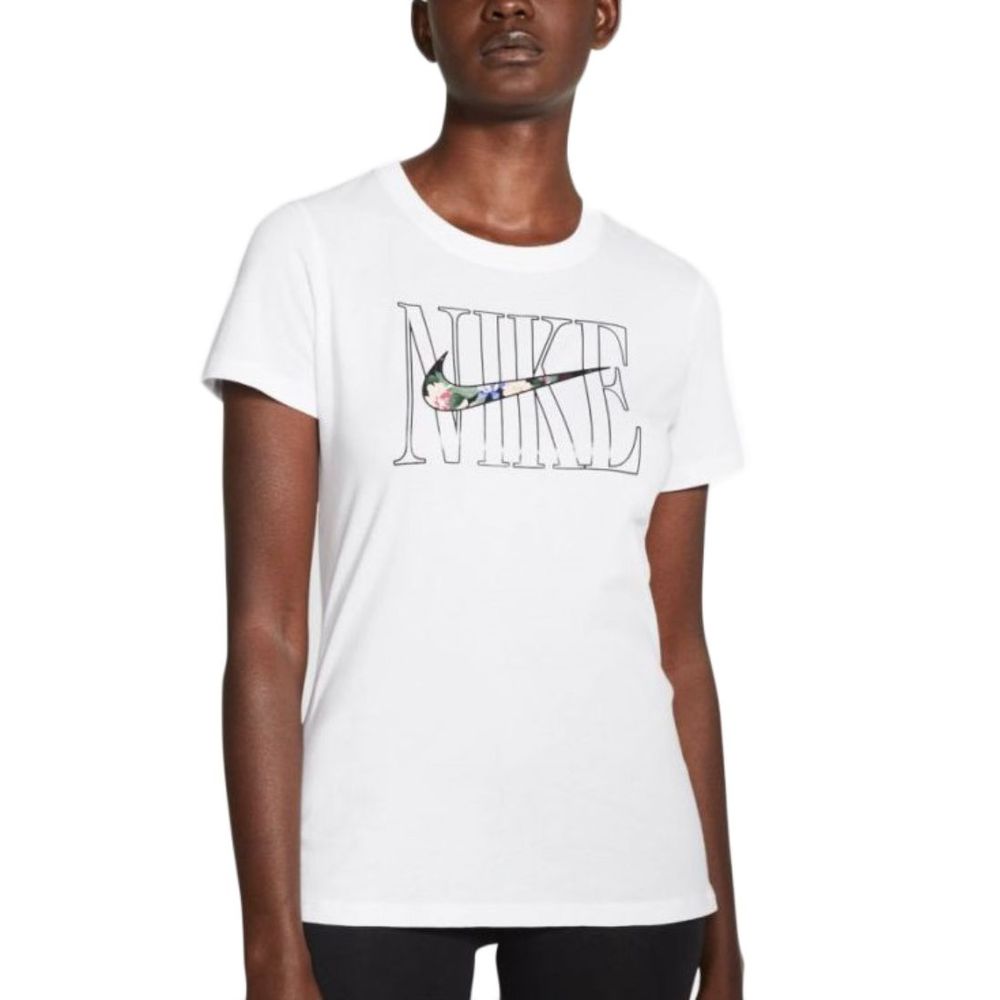 Remera Nike Sportswear de Mujer - Woker - Mobile